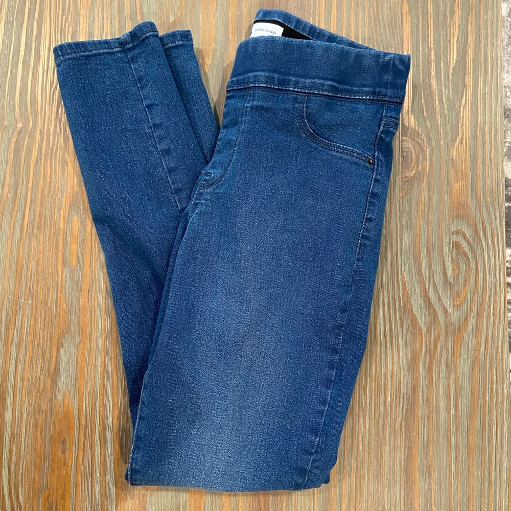 OLD NAVY SKINNY JEANS